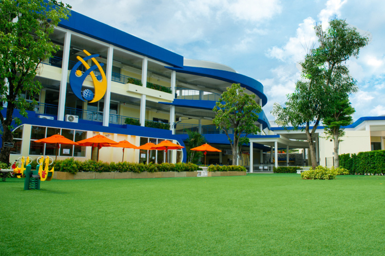 Headstart International School