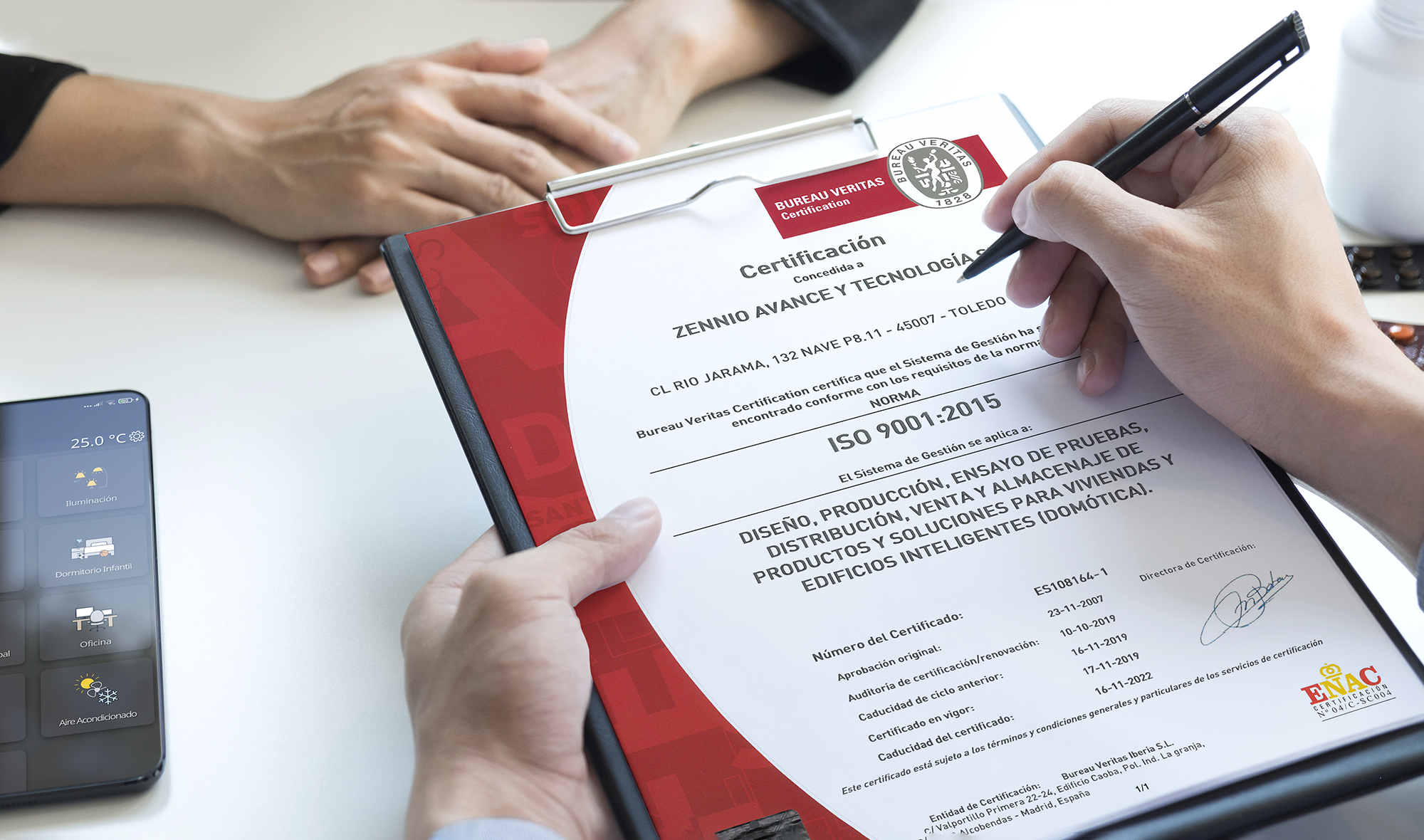 AdobeStock_157542103_ZRemote_photo5920509334482170347_buerau-veritas